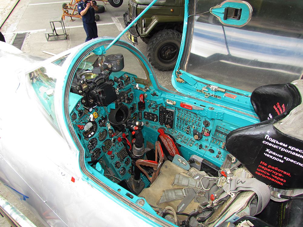 MIG 2